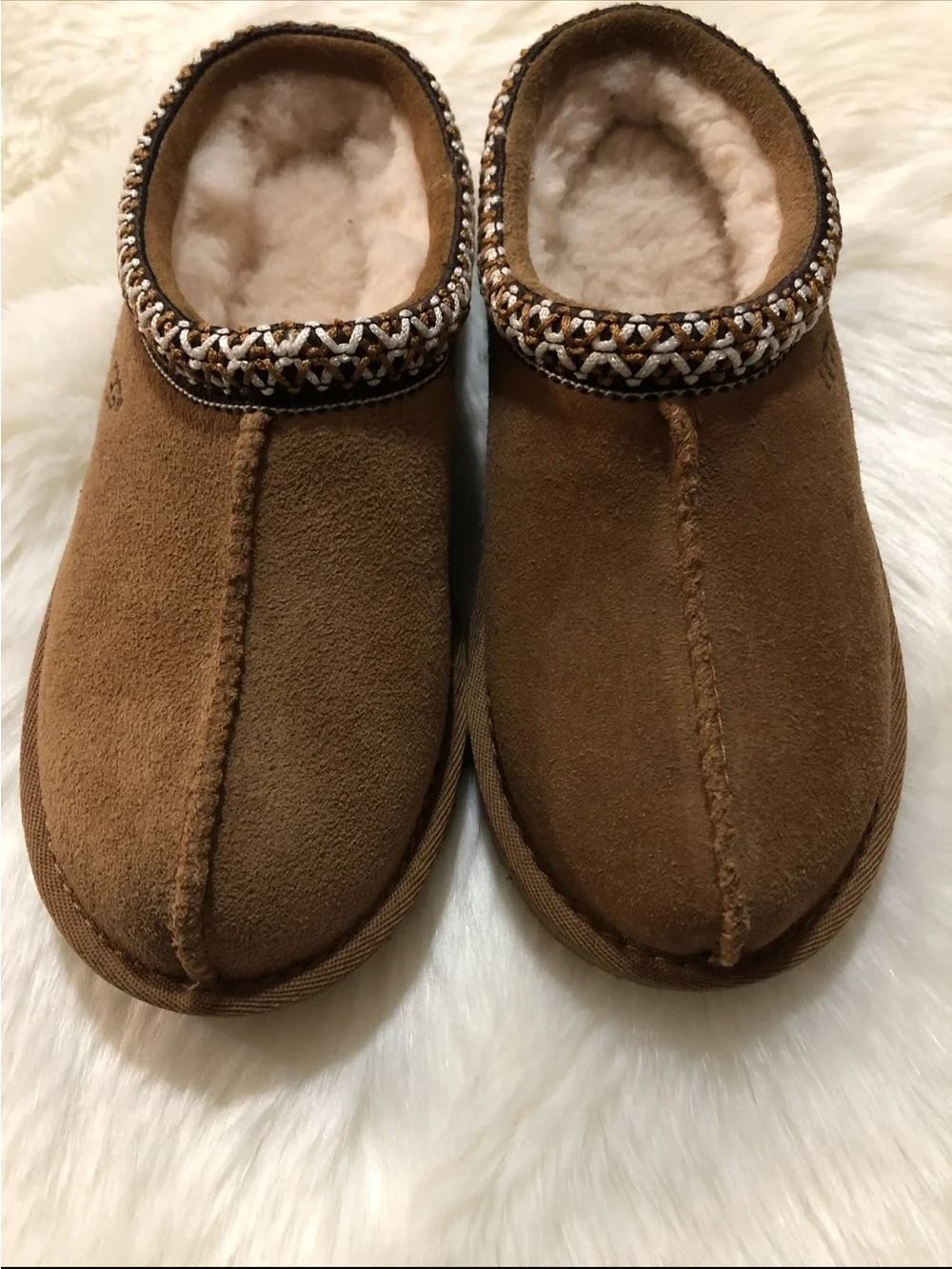 UGG Tasman Chestnut Suede Slippers Kids Size 13 NWOT Never Worn
